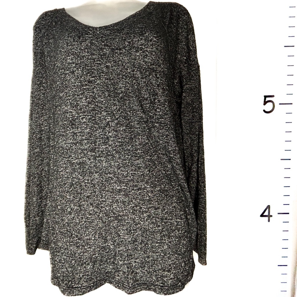 Calvin Klein Gray/Black Heathered V-neck Sweater M/M